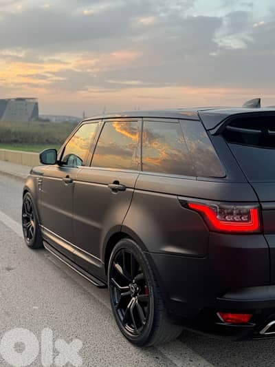 Range Rover Sport dynamic v6 2022 HST