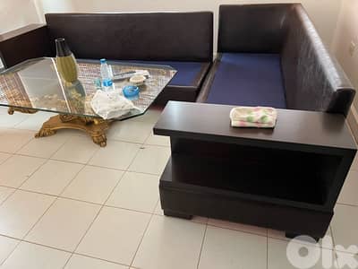 l-shape sofa WITH CUSHIONS and coffee table