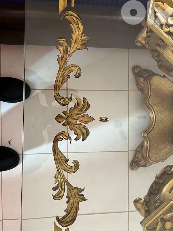 l-shape sofa WITH CUSHIONS and coffee table 3