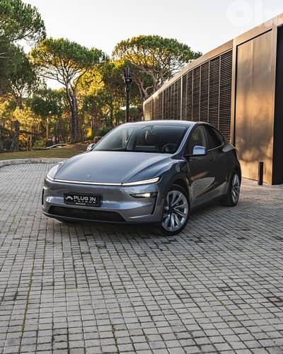 Tesla Model Y+ AWD 2025