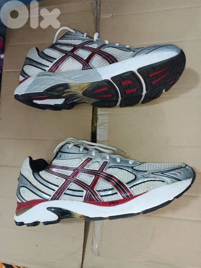 Asics shoes size 48