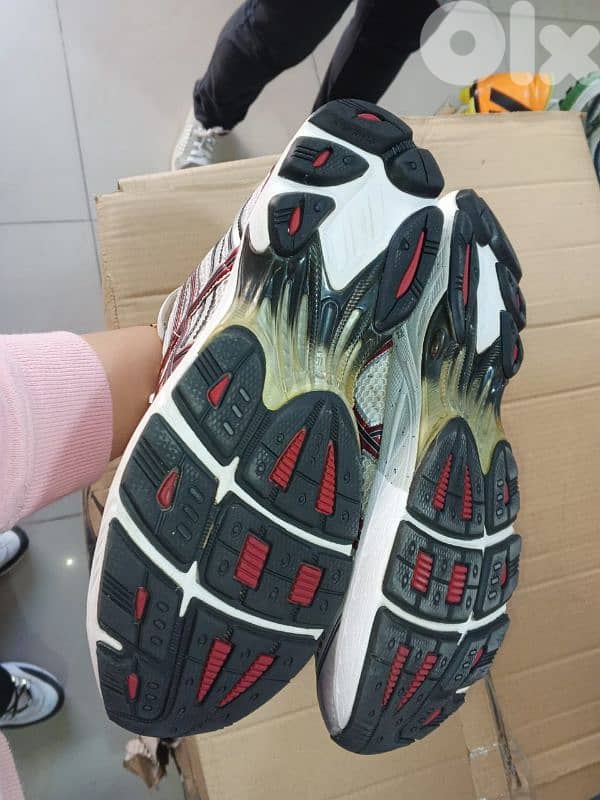 Asics shoes size 48 1