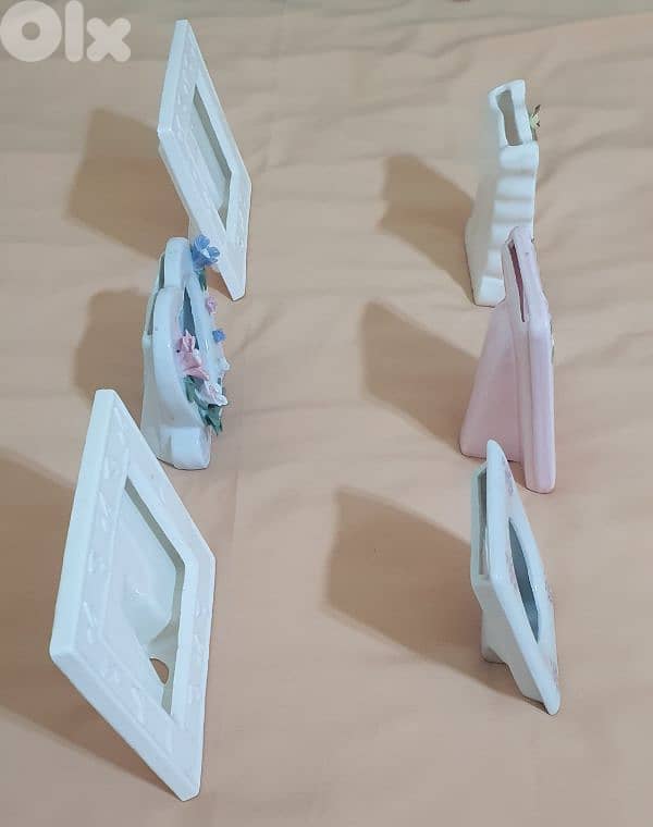porcelain  picture  frame  6 pcs  15 $ beyrout  ashrafiye  03723895 2