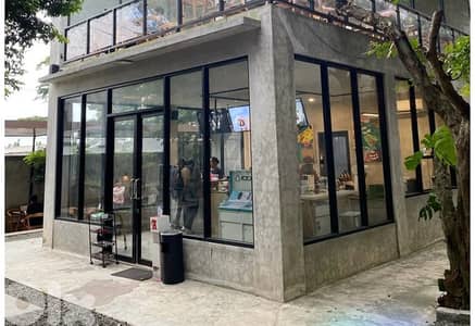 Amazing restaurant or shop with outdoor terrace saifi