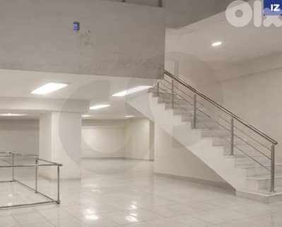 530 sqm Showroom & Warehouse for rent in Mar Elias ! REF#IZ131070 !