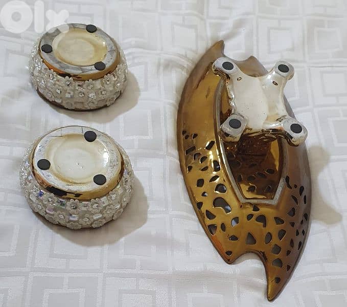 Golden Cake plate or fruit basket and 2 Ashtrey 20$ beyrout ashrafiye 1