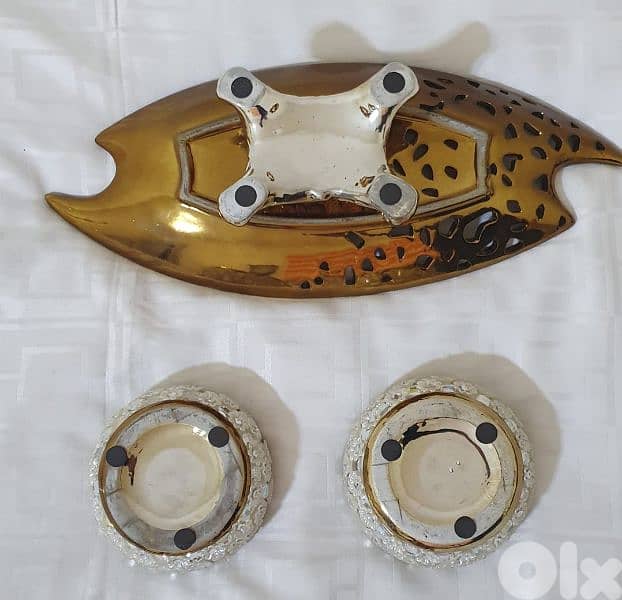 Golden Cake plate or fruit basket and 2 Ashtrey 20$ beyrout ashrafiye 3