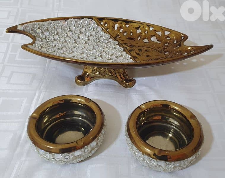 Golden Cake plate or fruit basket and 2 Ashtrey 20$ beyrout ashrafiye 4