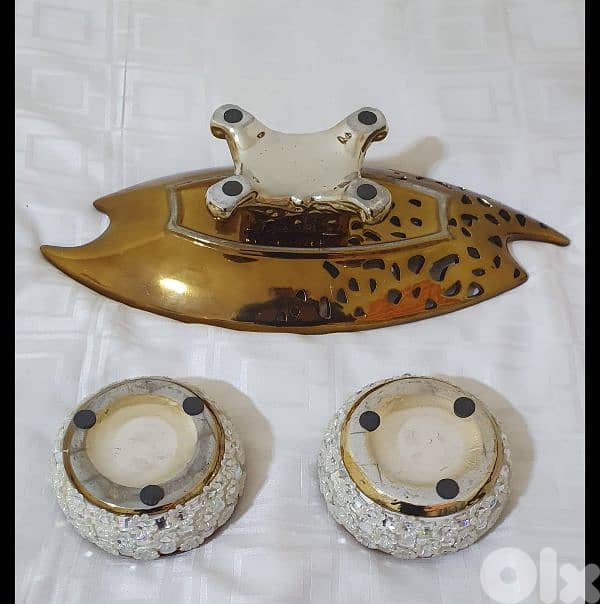 Golden Cake plate or fruit basket and 2 Ashtrey 20$ beyrout ashrafiye 8