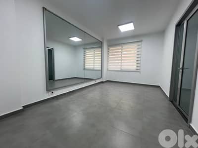 Spacious & Modern Office for Rent – Prime Locationمكتب واسع للإيجار