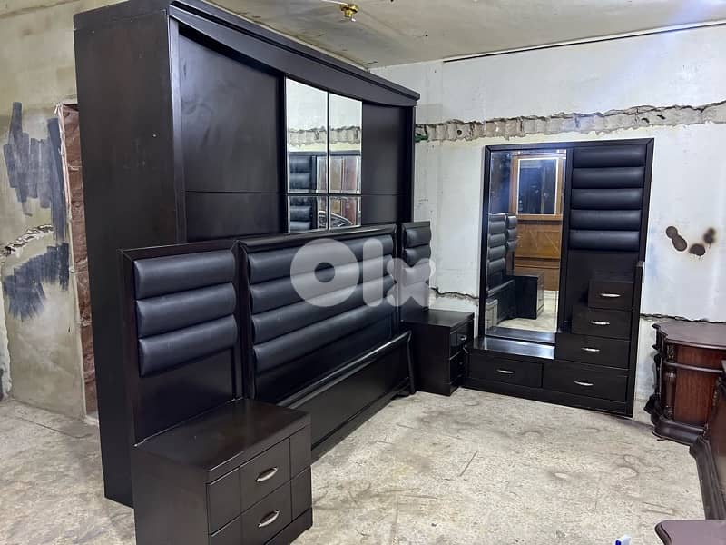 full bed room used like new 3