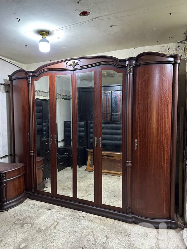 غرفة نوم كاملة خشب زان ولاتي شبه جديد 5