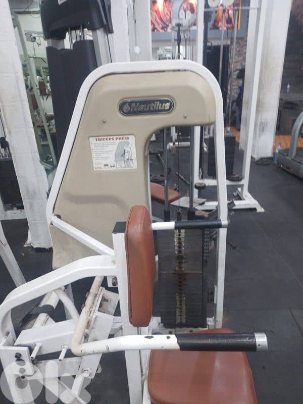 عدة نادي للبيع 5