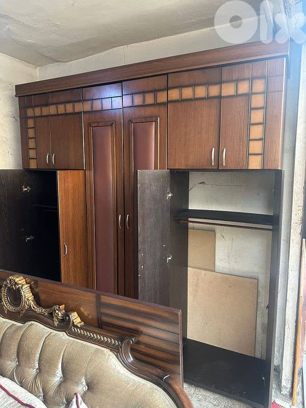 خزانة عشر درف كتير نظيفة 1