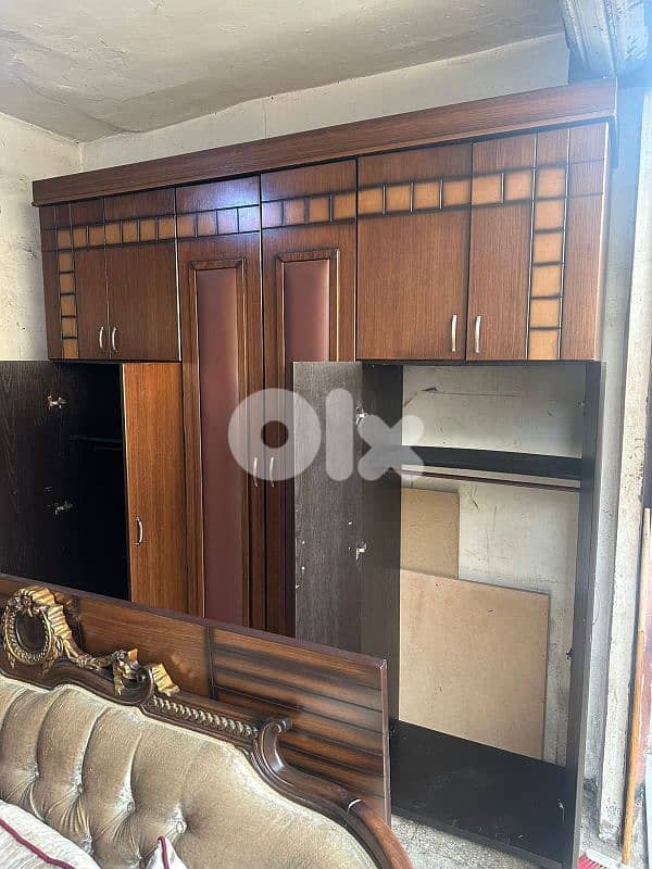 خزانة عشر درف كتير نظيفة 1