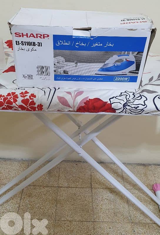 مكواية  بخارية ماركة SHARP  مستعمل  قليل جداً  شبه جديد  بيروت اشرفيه 5