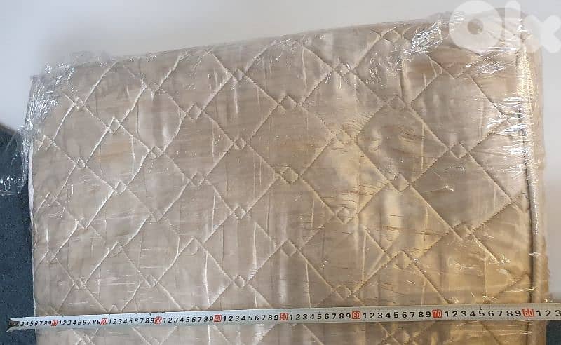 فرشة عدد ١ Titanium serie D شبه جديد كتير نضيف طول ١٨٠ عرض ٨٠ سماكة ٢٠ 10