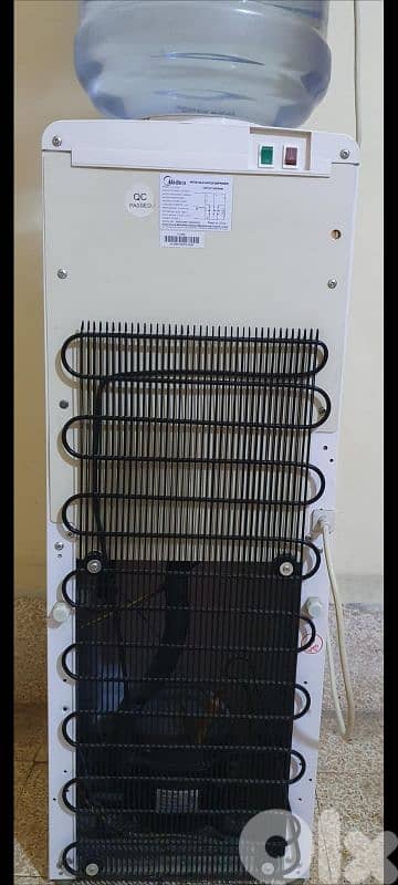 Media  cooler  very neat  and used  a little time  and  like new  50$ 4