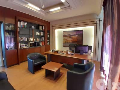 SPACIOUS OFFICE FOR RENT IN ACHRAFIEH BUSINESS HUB | ACR-996