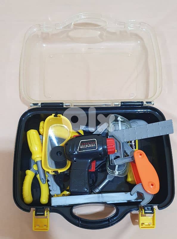 BabysToys Tools set in vry gd condition,like new 15$ beyrout ashrafiye 7