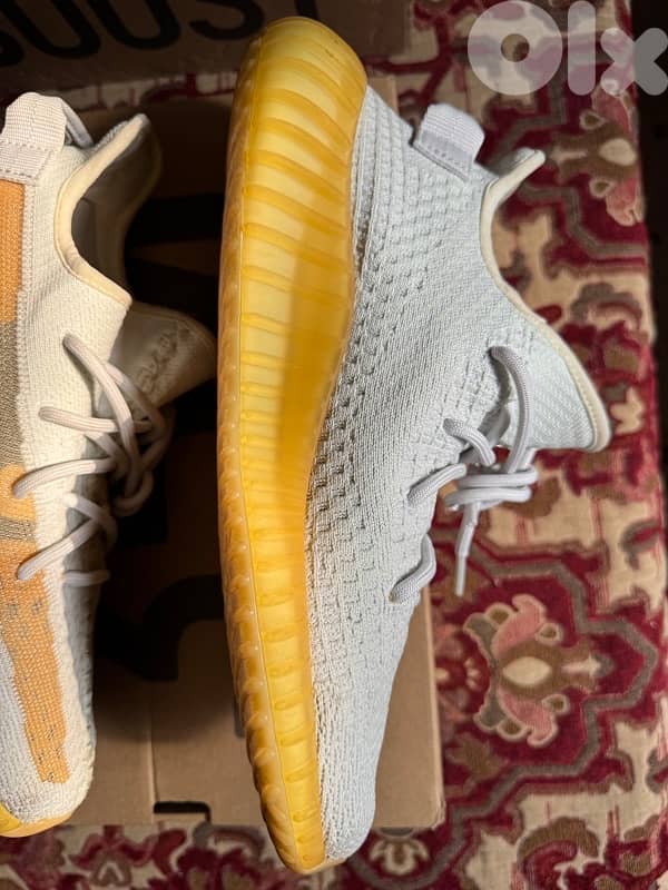 adidas Yeezy Boost 350 V2 3