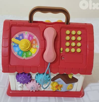 Baby house game  very good condition all is working like new 15$