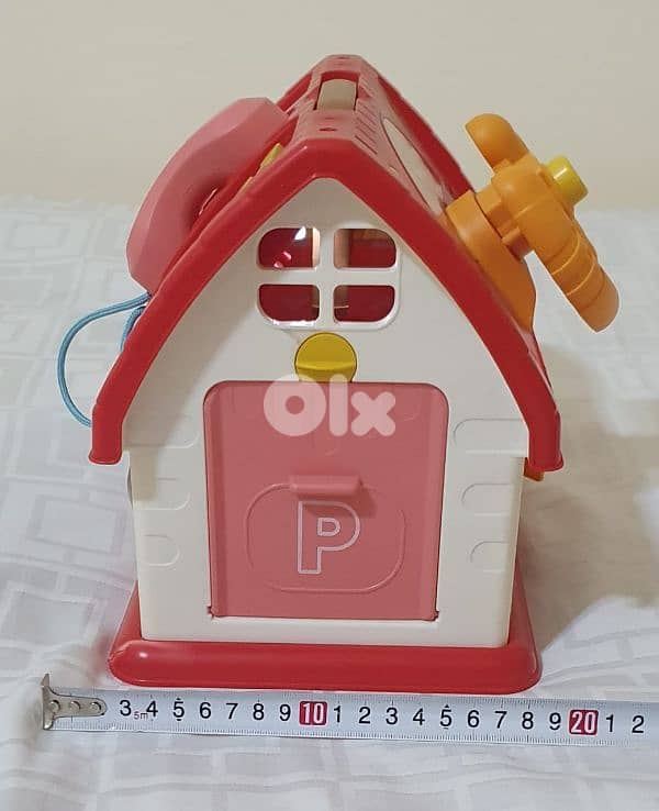 Baby house game  very good condition all is working like new 15$ 2