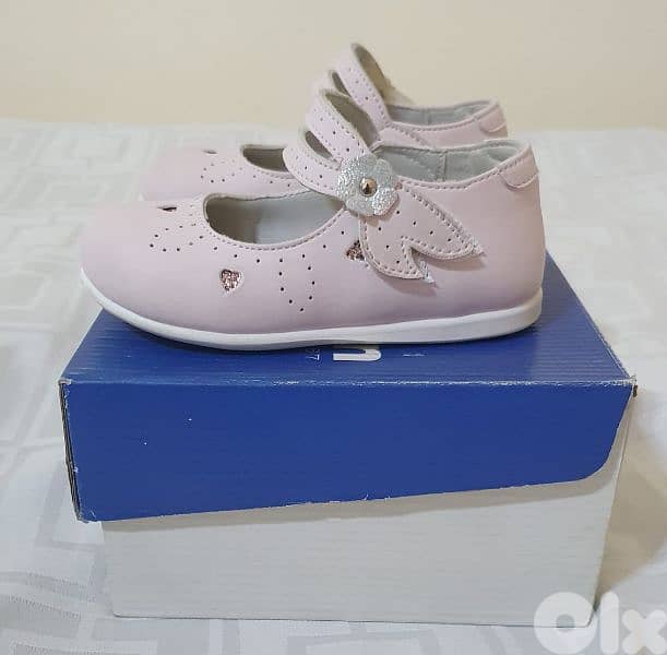 Baby shoes pink original leather & used one time only size 21 3
