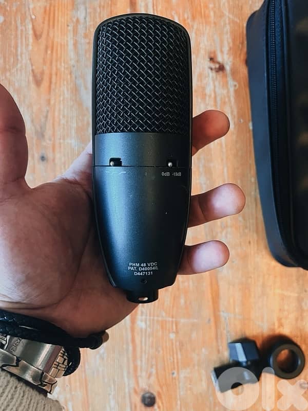 Shure SM27 Professional Large Diaphragm Condenser Microphone 2