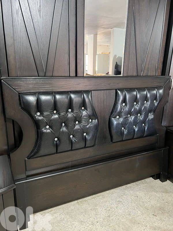 اوضة نوم ملكية خشب زان ولاتي ملبسة قشرة سنديان سحاب ودرف 7