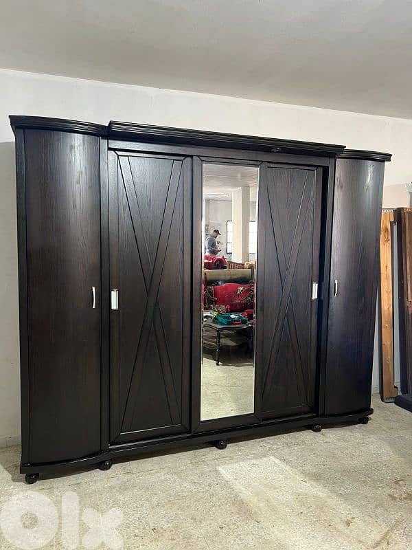 اوضة نوم ملكية خشب زان ولاتي ملبسة قشرة سنديان سحاب ودرف 11