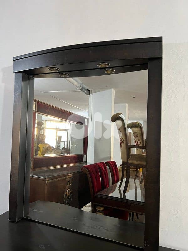 اوضة نوم ملكية خشب زان ولاتي ملبسة قشرة سنديان سحاب ودرف 13