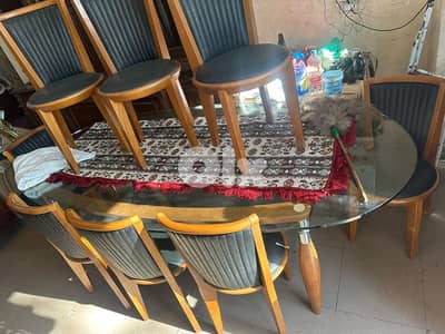 طاولة سفرة 8 كراسي خشب زان وج قزاز شبه جديدة