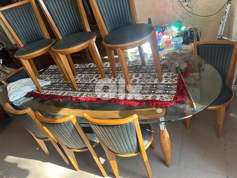 طاولة سفرة شغل جورج متى 8 كراسي وج قزاز سميك خشب زان شبه جديدة 5