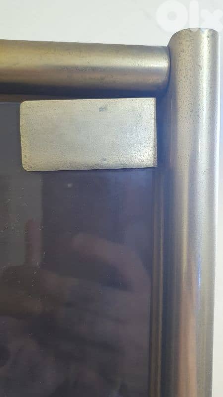 خزانة  زجاج  خشب  ونحاس  أنتيك مرتبة ٦ درف طول ٢١٠ العرض ٨٥  ارتفاع ٤٠ 11