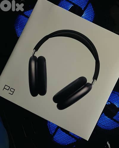 headphone. power bank 10000