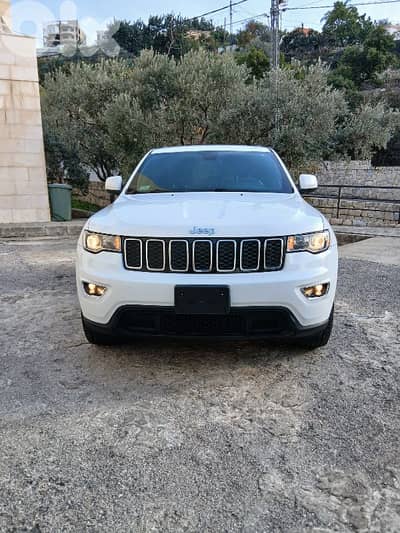 Grand Cherokee 2018 full option clean jeled camera 03421644