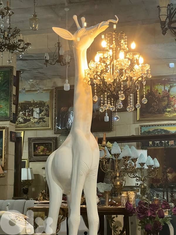 vintage white giraffe lighting holder 1