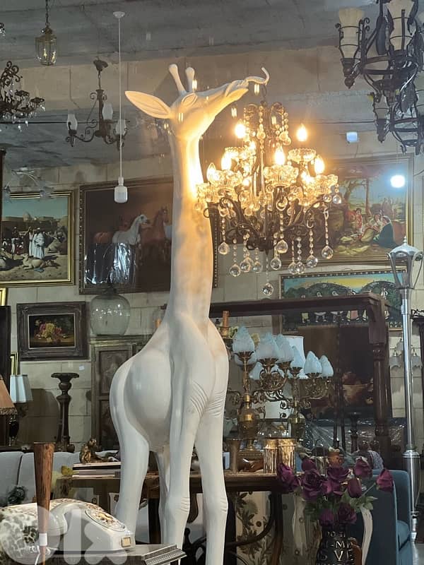 vintage white giraffe lighting holder 2