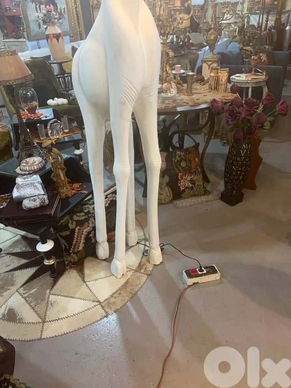 vintage white giraffe lighting holder 8