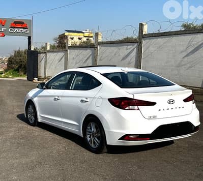 Hyundai Elantra 2020