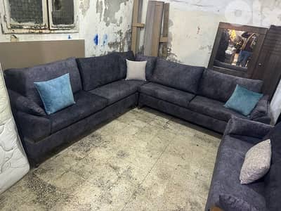 اوضة قعدة زاوية شبه جديدة