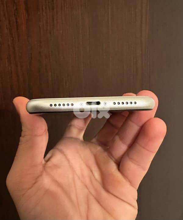 Iphone 11 64GB like new 1