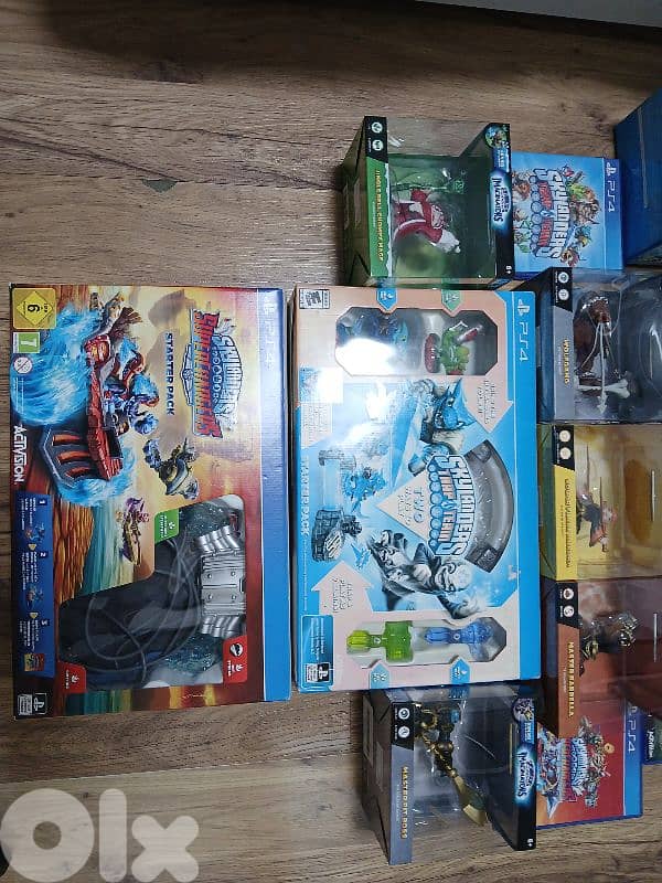 full skylanders collection perfect condition 1