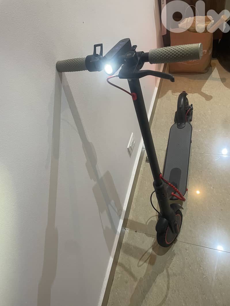 Brand New Electric Scooter 4