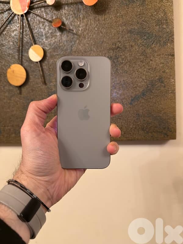 15 pro 512gb  never repaired ( dot screen ) 2