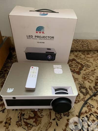 Projector - بروجكتر