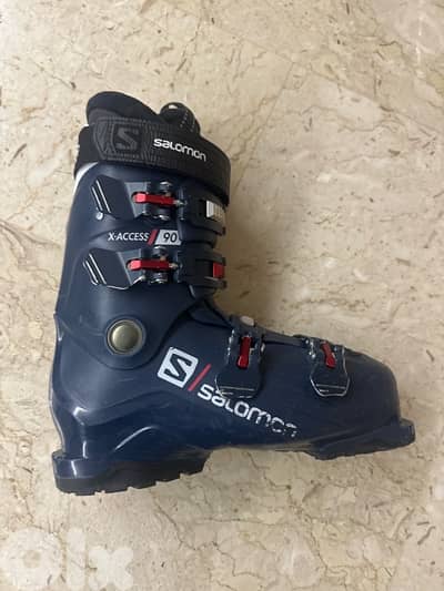 Ski boot for sale