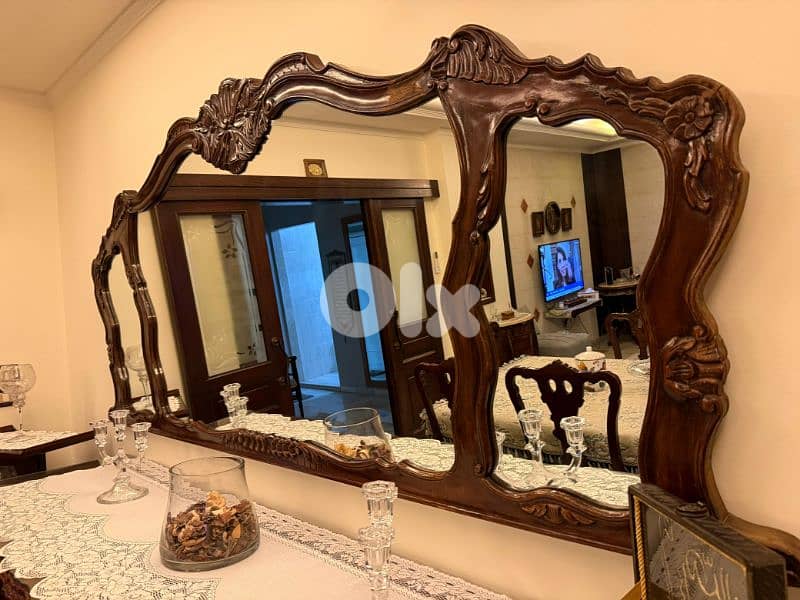 Classic Dining Room 4