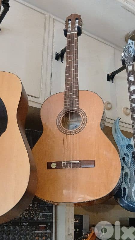 all kind of electrical and classic and acoustic guitars 6